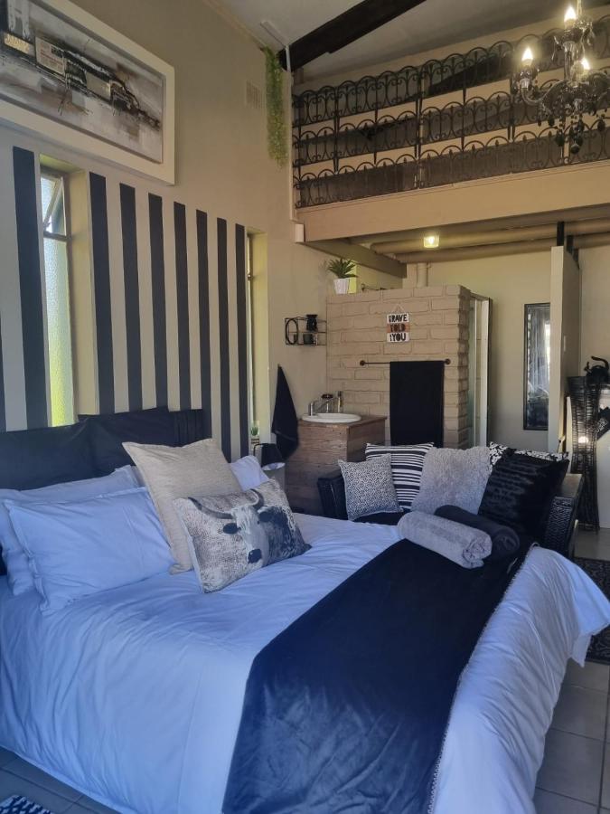 Angel 8 Airbnb Apartment 2 Robertson Exterior foto
